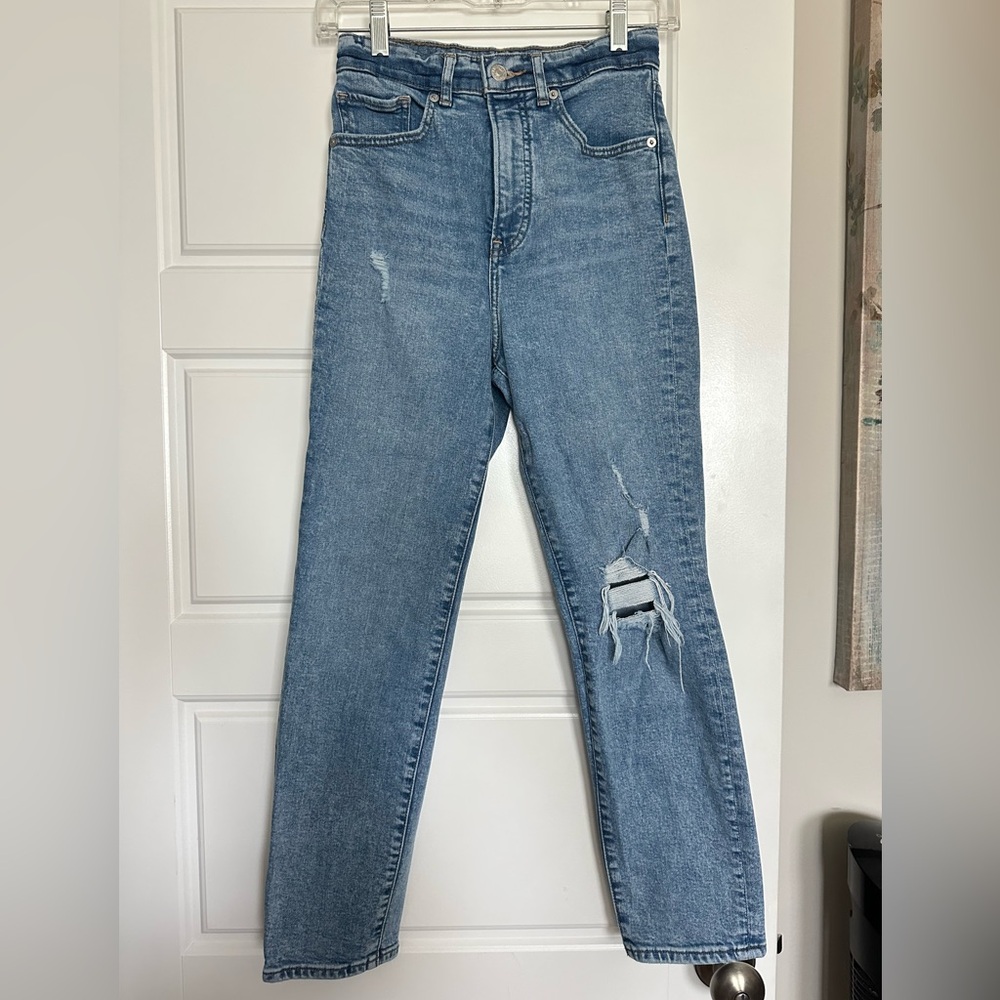 Express super high waisted ripped mom jeans